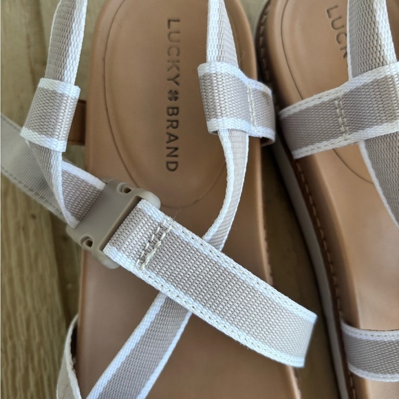 Lucky Brand White Crisscross Sandals - Picture 3 of 10